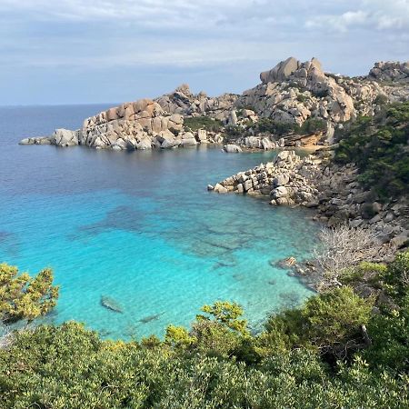 Sardegna Appartamenti, Via Sedini Trinità dʼAgultu 外观 照片